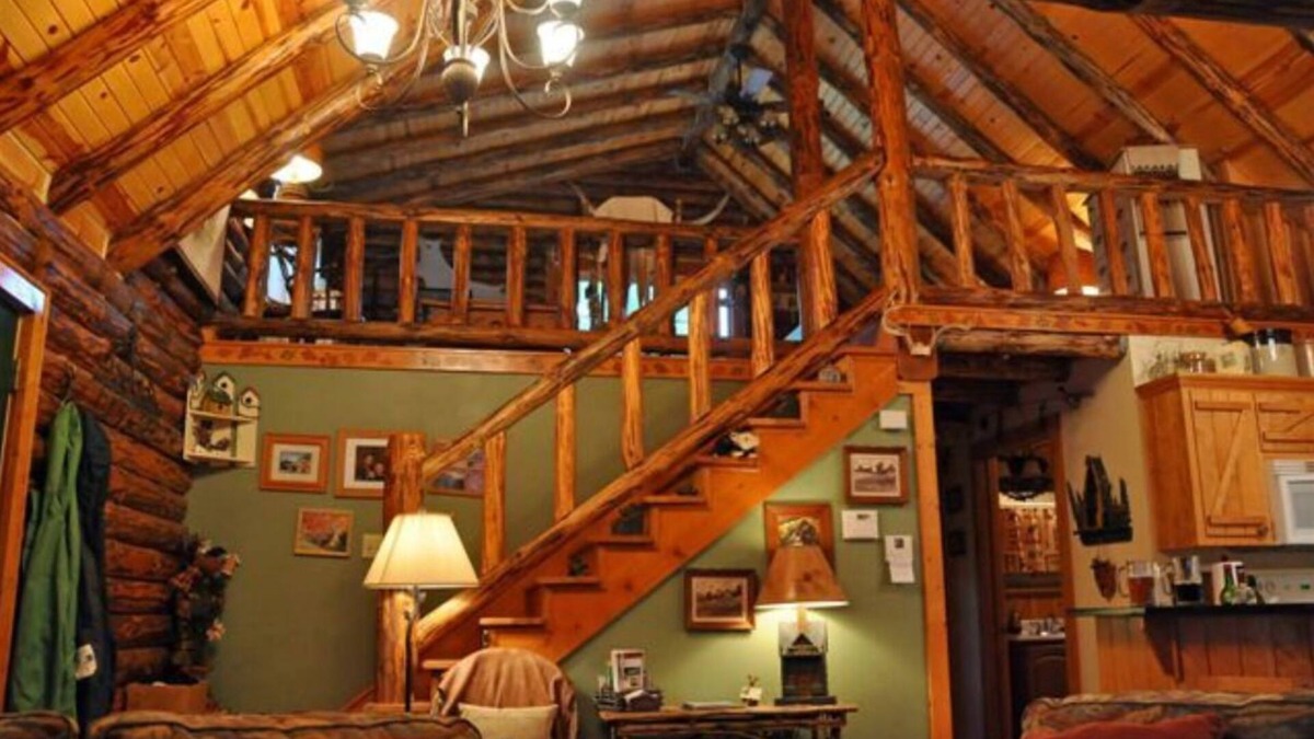 Freeport Apartment | Adventurous Vacation Getaway at the Possum Lodge Cabin!