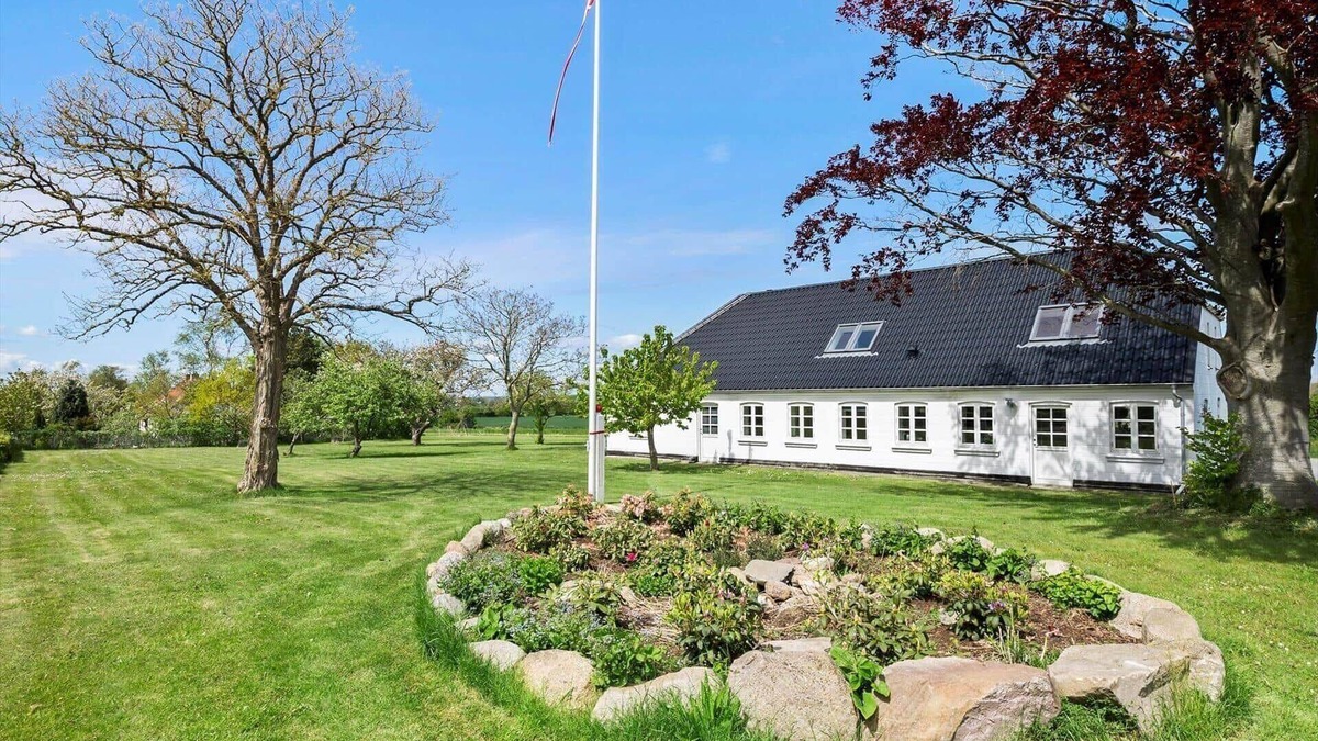 Marstal Apartment | AE210 Marstal - Brålandsvej 1 1. sal
