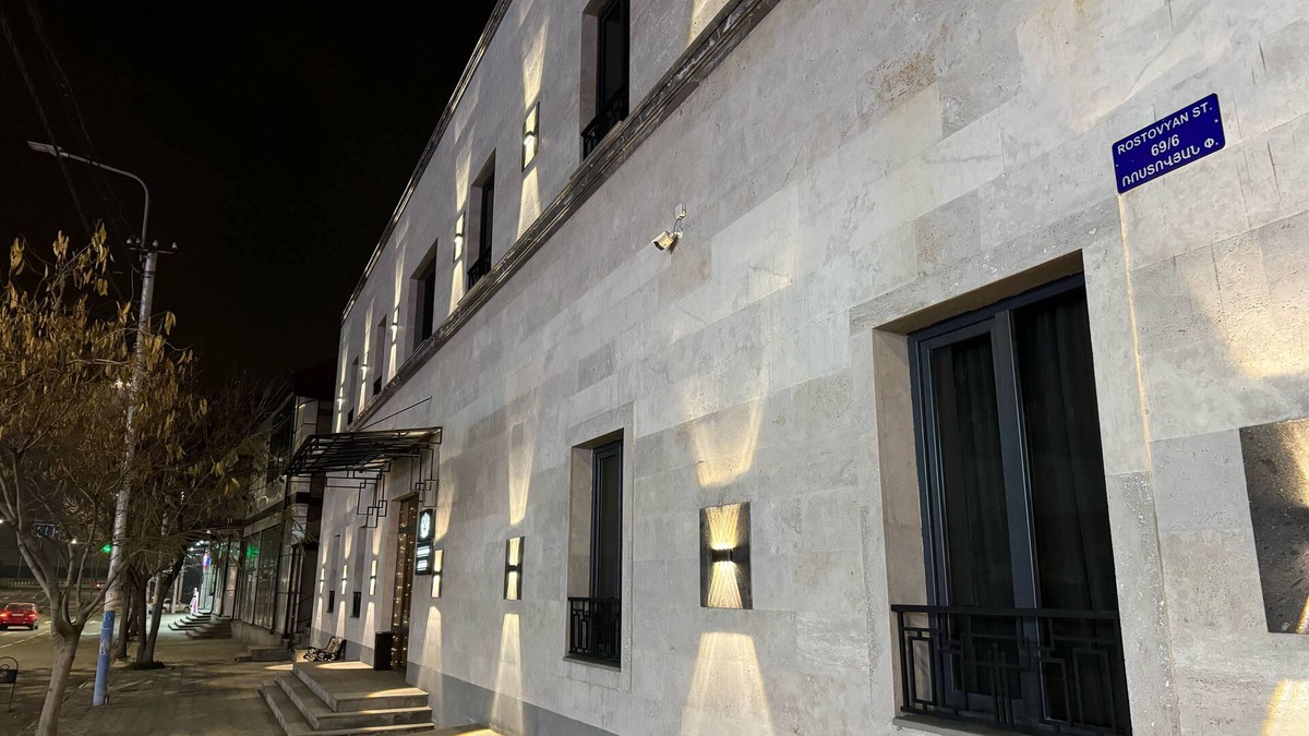 Erebuni Hotel | AEKA HOTEL