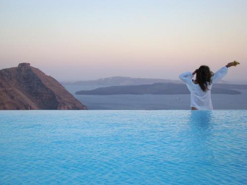 Imerovigli Apartment | Aenaon Villas