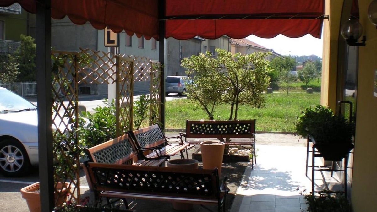 Oleggio Hotel | Aer Hotel Malpensa