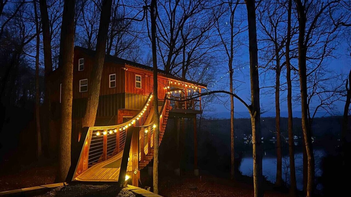 Penrod Cabin | Aerial Joy Treehouse(Lake Malone)
