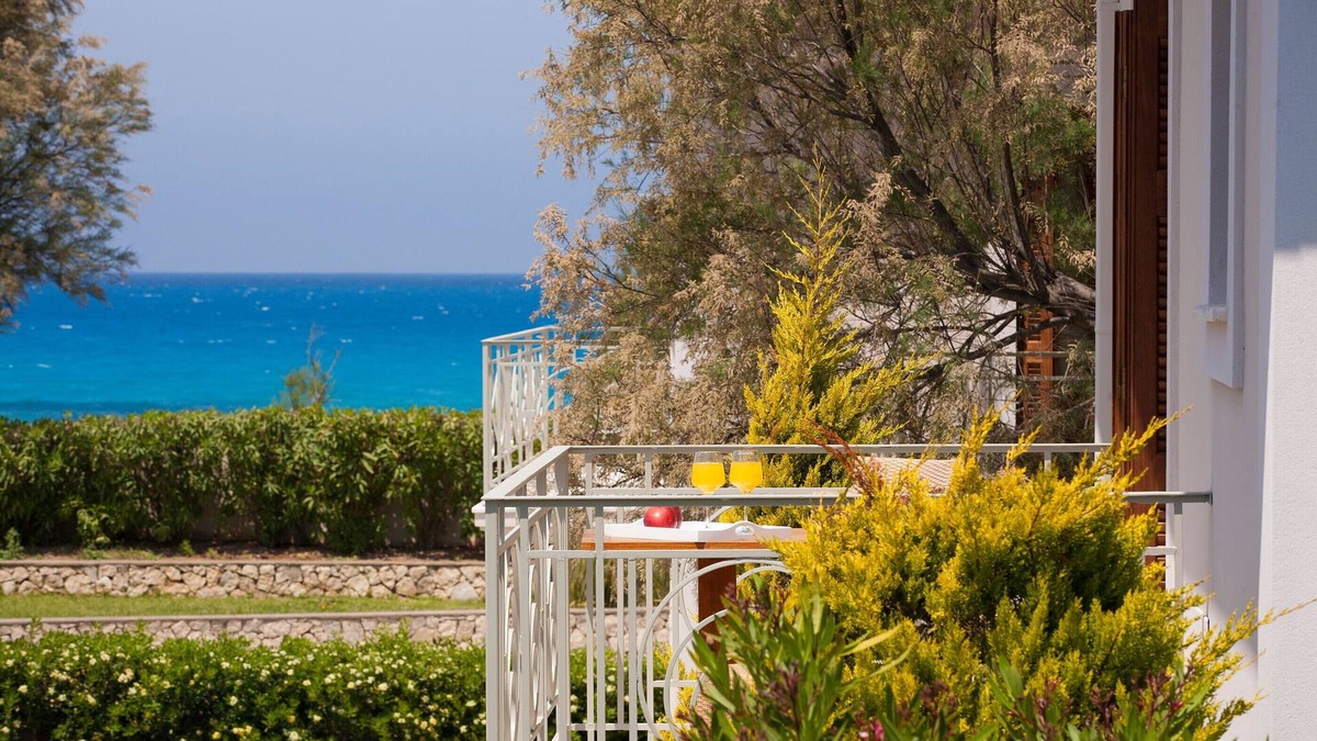 Agios Ioannis Villa | Aeriko-Ammos Beachfront Villa with Stunning View and Private Pool