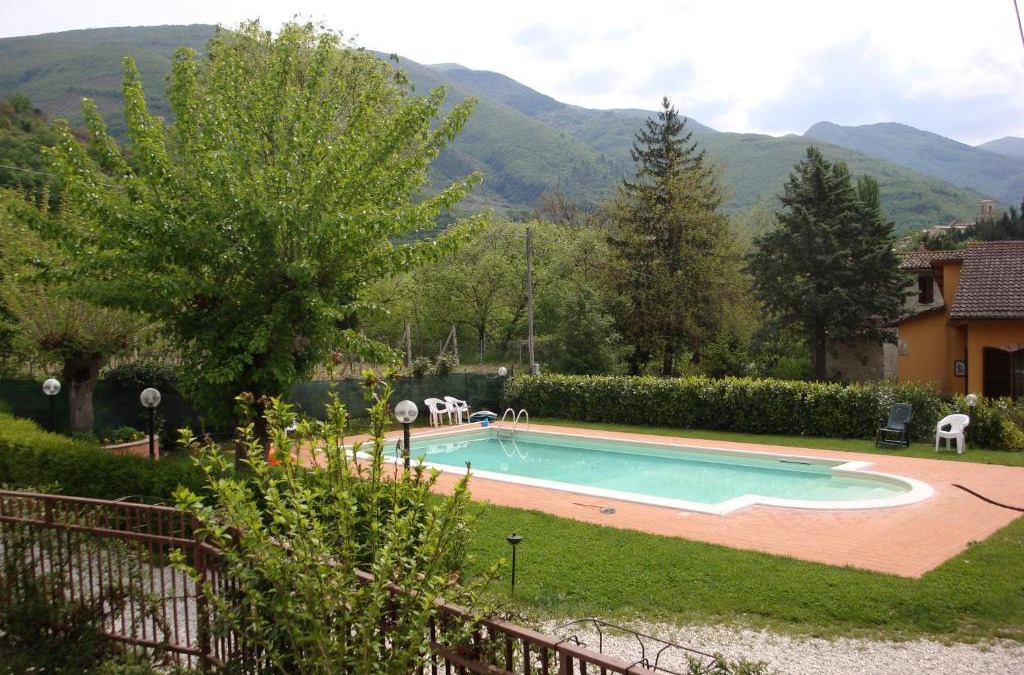 Scheggino Apartment | Affitta camere Il Ruscello