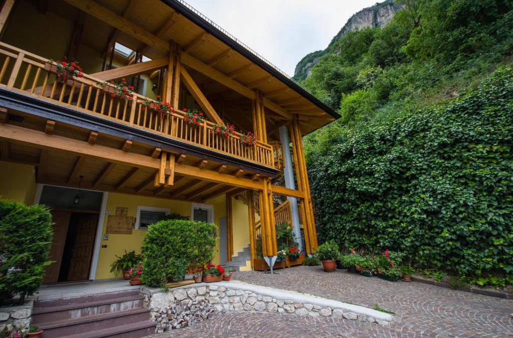 Faedo House | Affittacamere La Ferrata