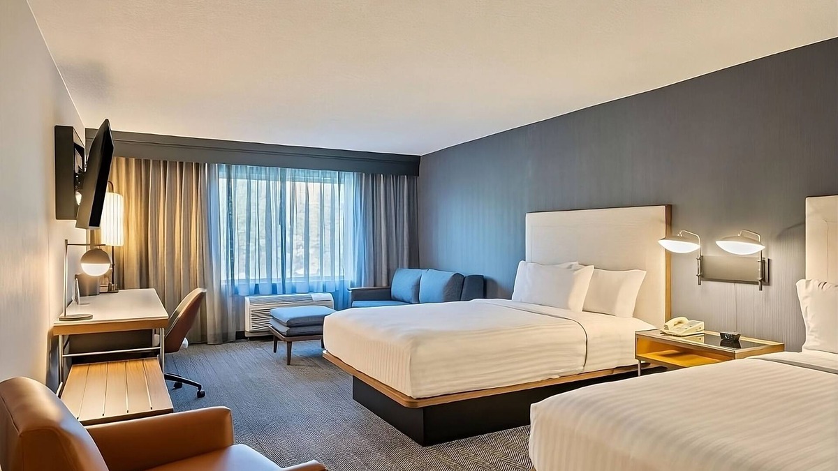 San Ramon Hotel | Affordability Meets Comfort! Outdoor Pool, Free Parking, Pet-Friendly Property