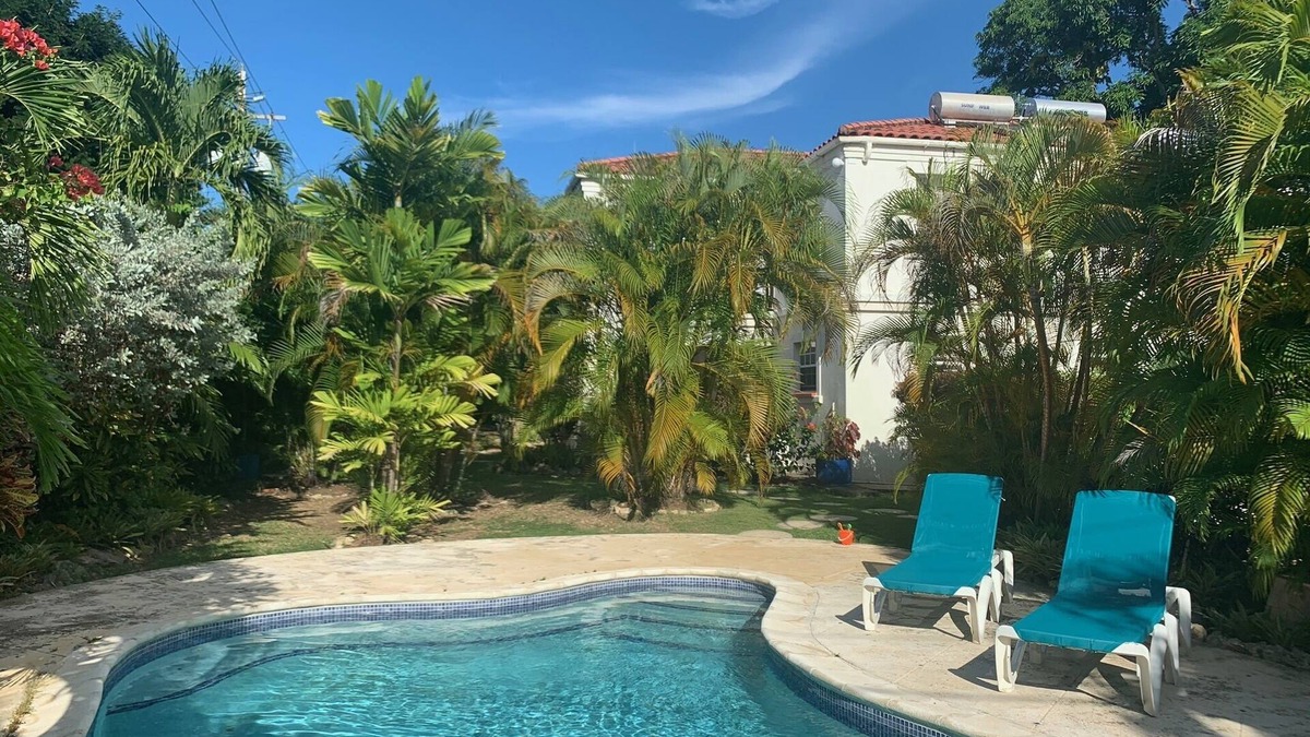 Mullins Apartment | AFFORDABLE 1 BED PROPERTY nr MULLINS BEACH