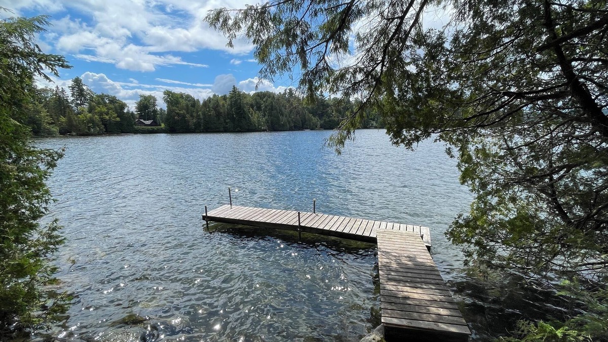 Greensboro Cottage | Affordable 2-Bedroom Cottage, Nearby Private Access to Caspian Lake