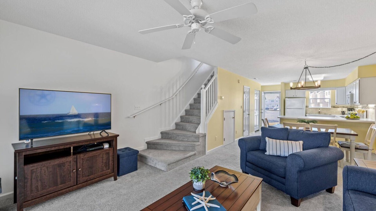 Frankford House | AFFORDABLE & ADORABLE TOWNHOME IN POOL/TENNIS CMMTY, BETHANY MEADOWS, DE
