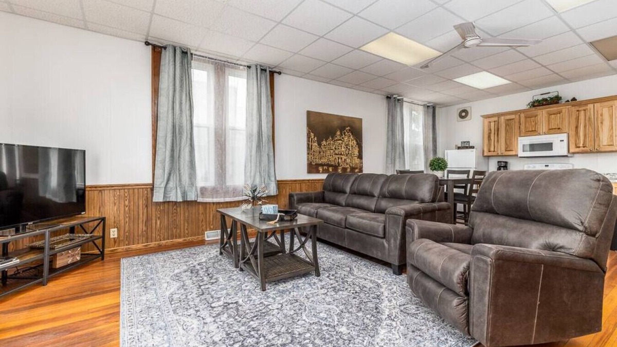 Scales Mound Apartment | Affordable and Close to Galena 1 bedroom