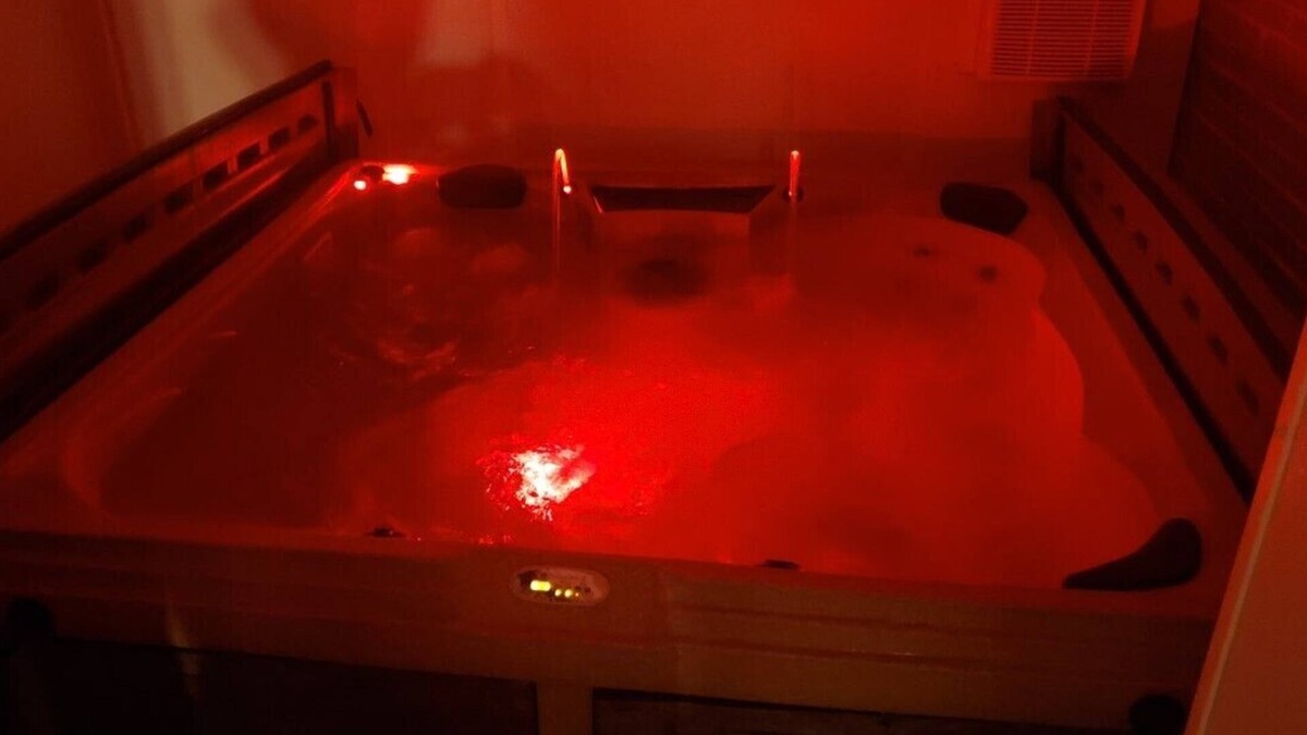Trumbull Village Apartment | Affordable Apartment & Indoor Private Hot Tub