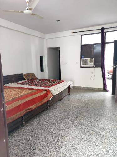 Sector 15 Bed & Breakfast | Affordable Guest House Gurugram