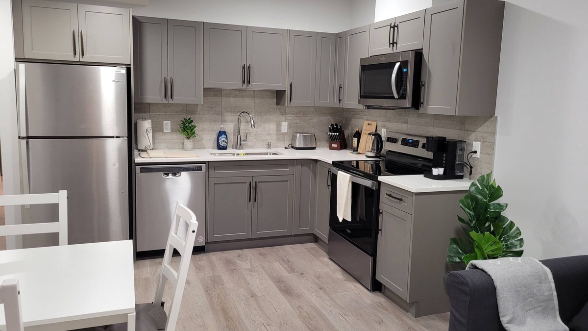 Southeast Calgary House | Affordable Luxury – 2-Bedroom Suite in Wolf Willow, Calgary!