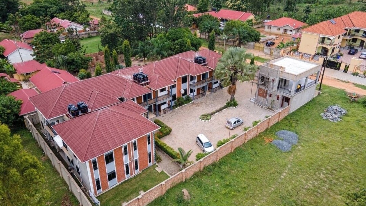 Soroti Apartment | Affordable Luxury 2BR Apt with Open Kitchen near Soroti Flying School