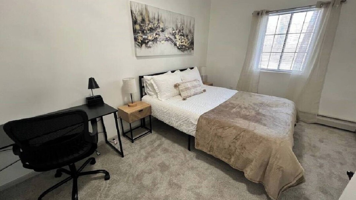 Rotterdam Apartment | Affordable Stay Near Proctors-A1