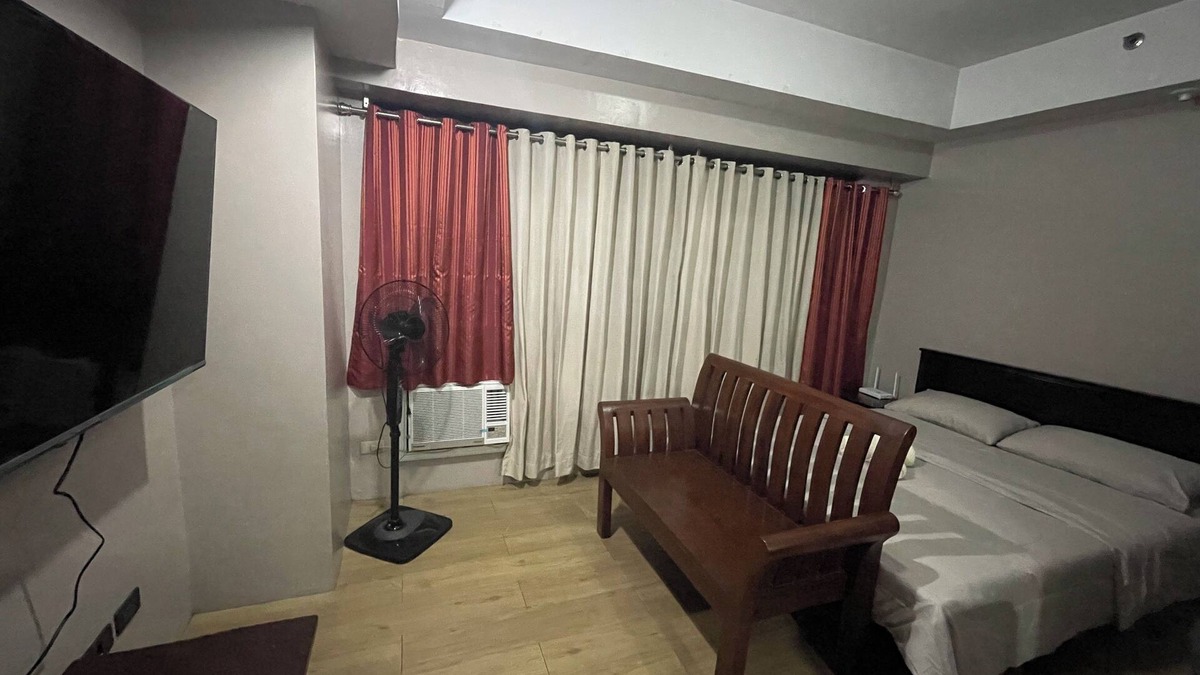 Pasig Condo | Affordable Studio in Pasig: Fast Wifi, Netflix,Disney+