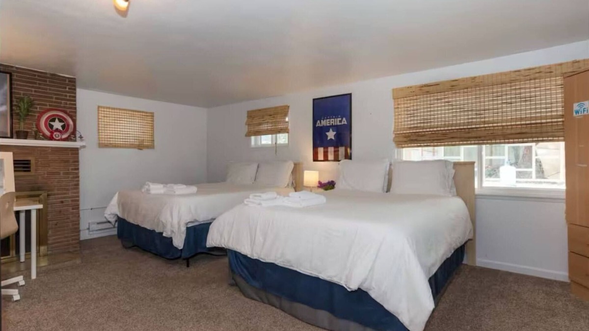 Des Moines Apartment | Affordable Studio, Pet Friendly, Near Airport