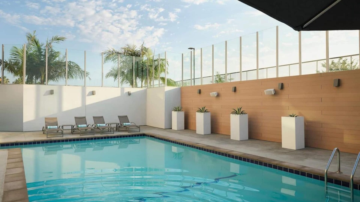 Anaheim Resort Hotel | Affordable Vacation Rentals near Disney - Family and Pet Staying | 4 Units