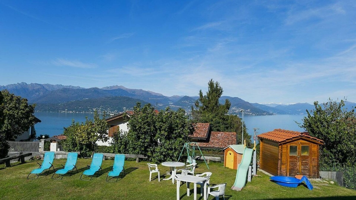 Stresa Apartment | Africa apartment over Stresa with lake view