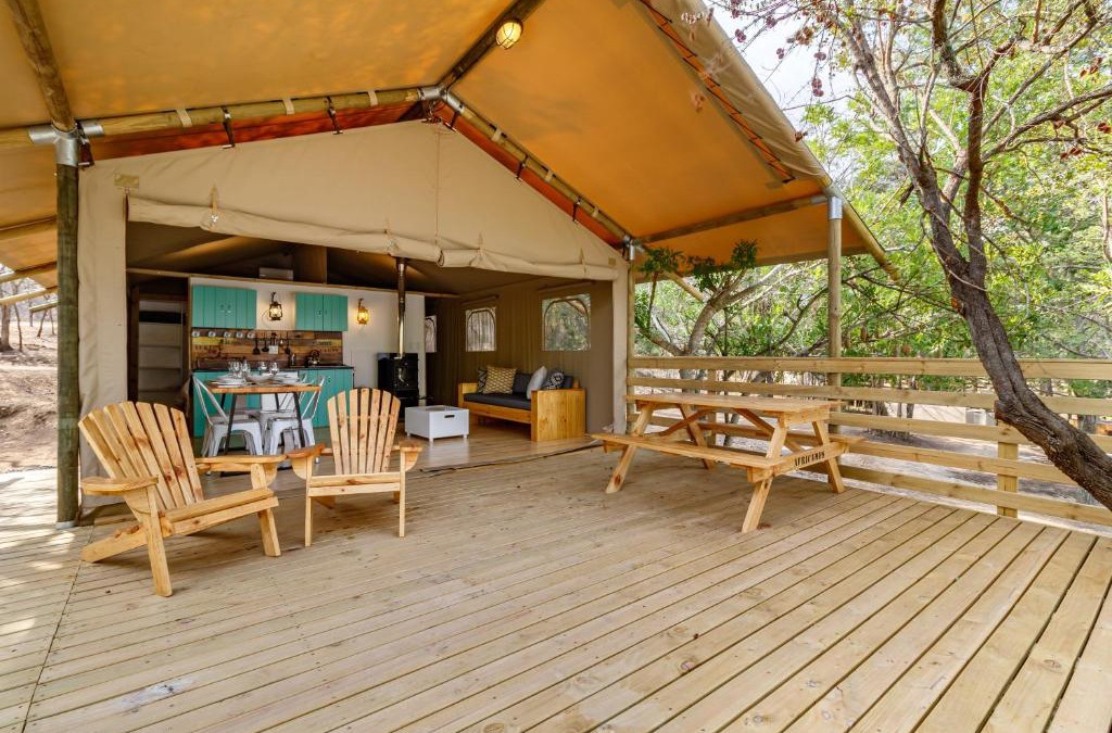 Thorny Bush Game Reserve Ski Chalet | AfriCamps Hoedspruit