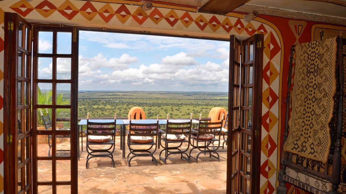 Mlolongo Bed & Breakfast | African Heritage House