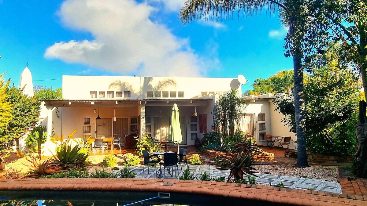 Polokwane House | African Roots Guest House