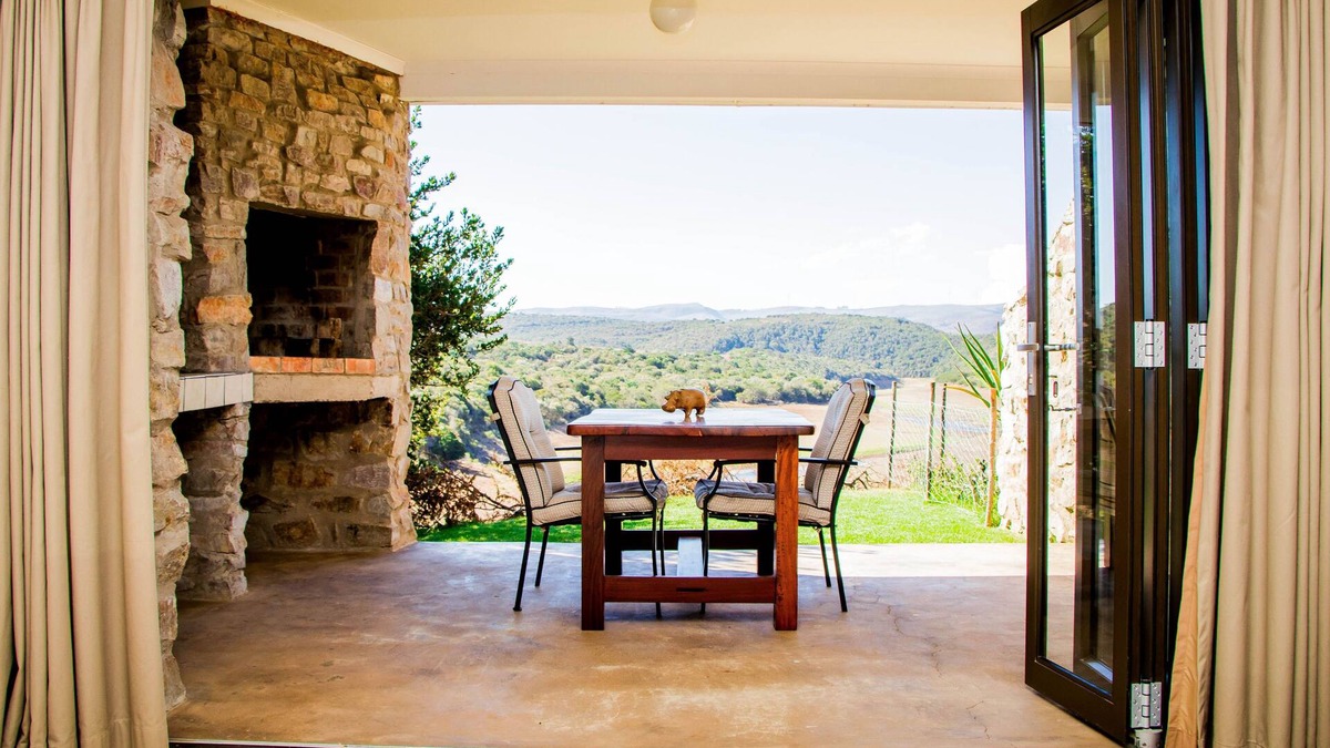 Grahamstown Cabin | African Safari Lodge