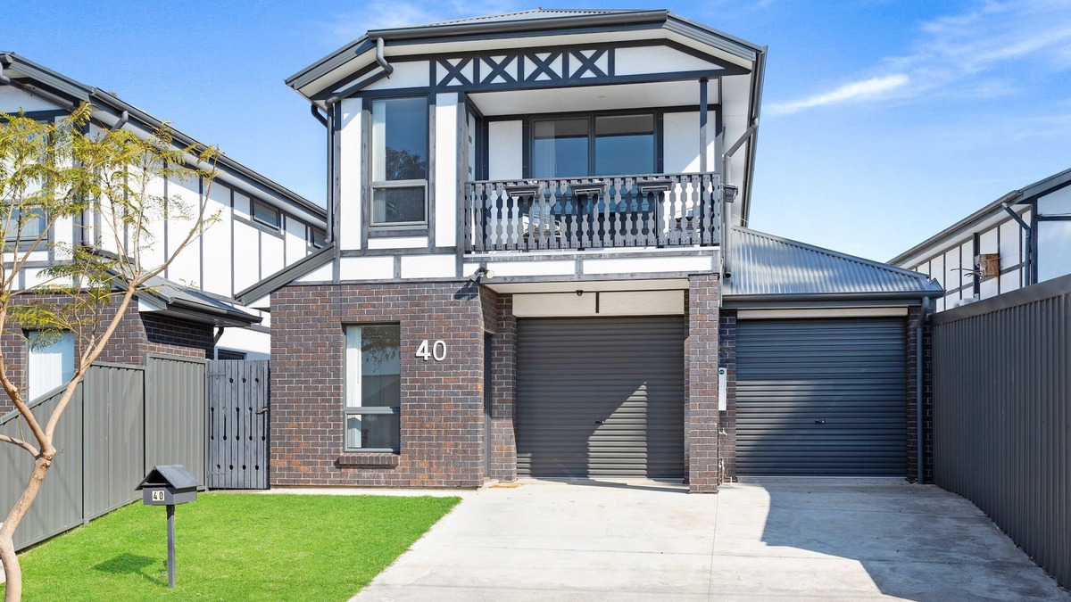 Seacombe Gardens House | AGATHAS AT MARION