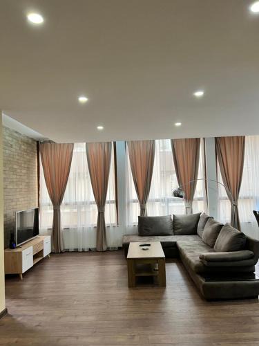 Maini Apartment | Agatom