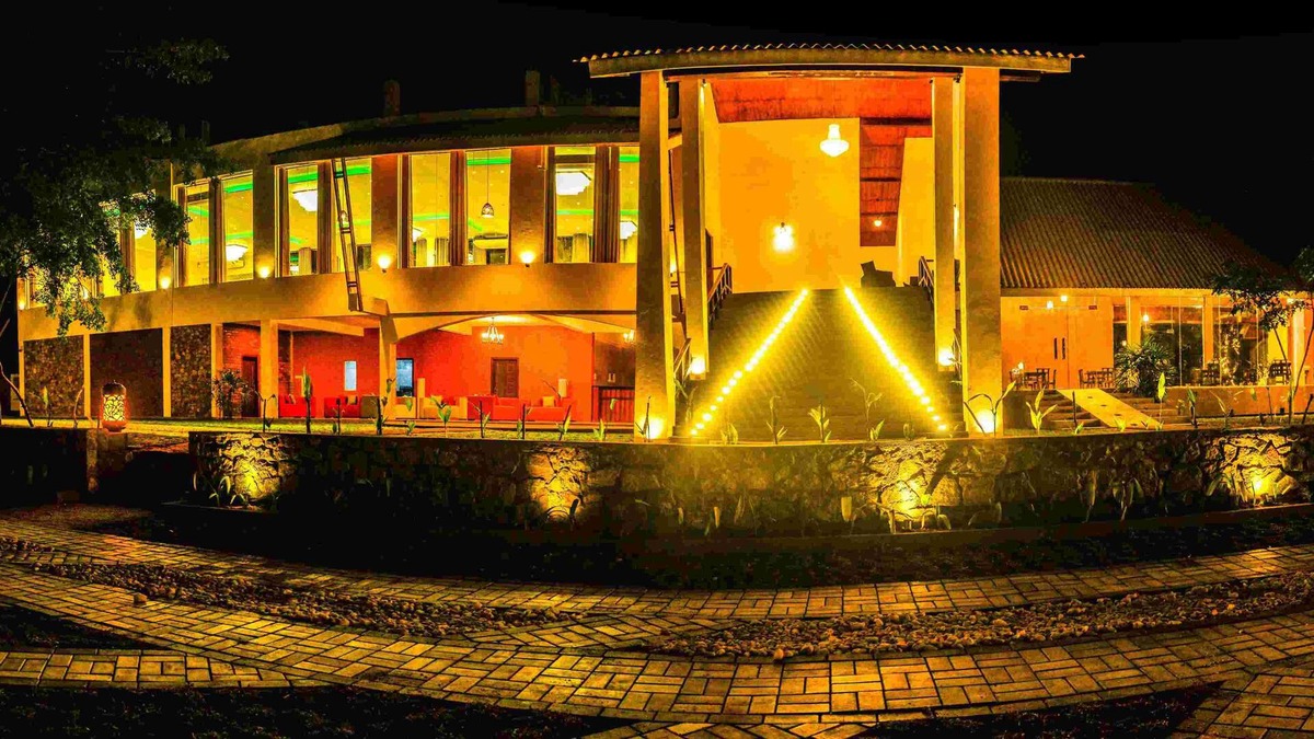 Giritale Hotel | Agbo Hotel