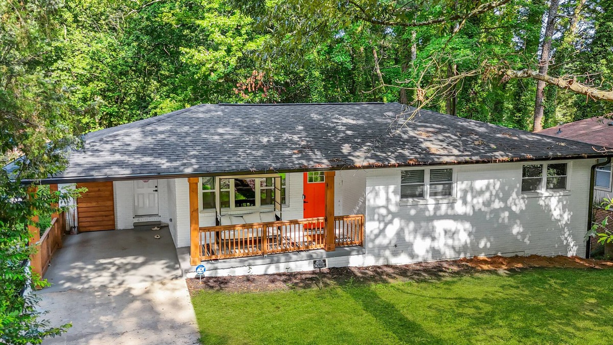 Church Street House | Age 25+ Serene Guest Suite Minutes to Mercedes Benz Stadium, Hartsfield-Jackson