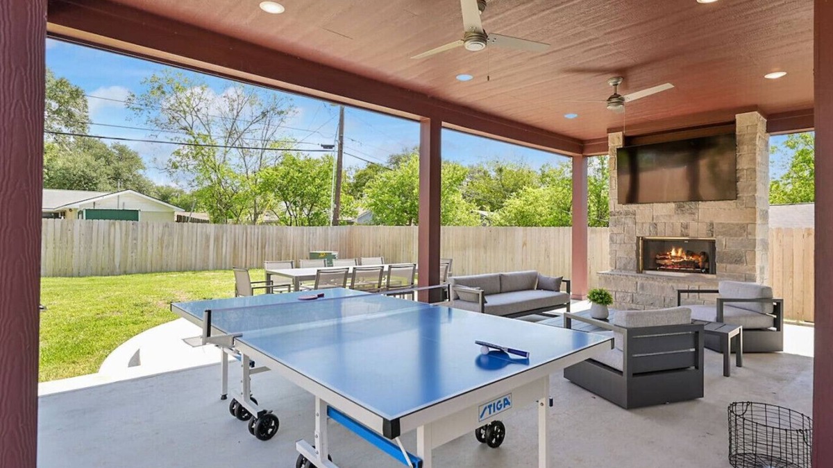 College Station House | Aggieland Crossing ~ Huge Gameday Backyard!