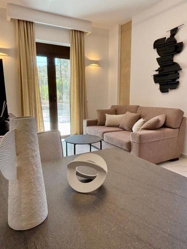 Almyros House | Agios Nikolaos Open Living Suite