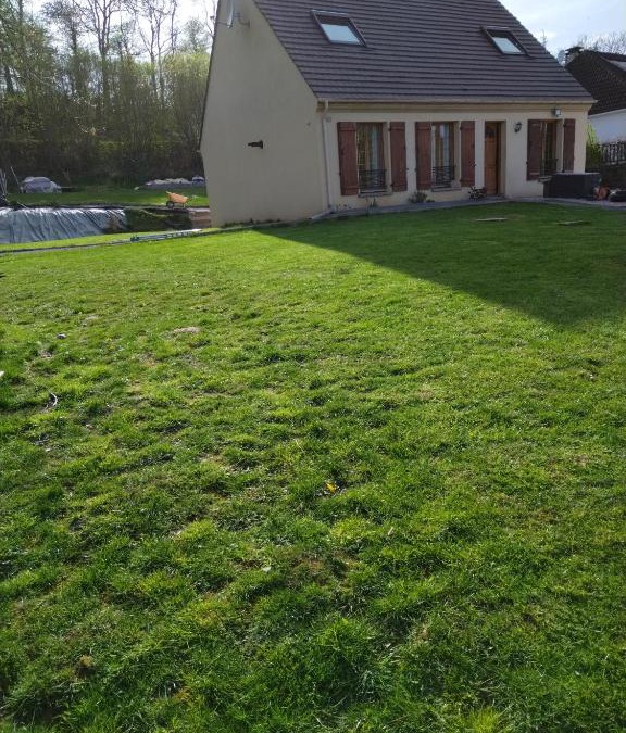 Le Mesnil-Theribus House | Agréable chambre double avec salle d'eau privative