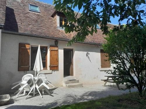 Pellevoisin House | Agréable et jolie maison avec grand jardin