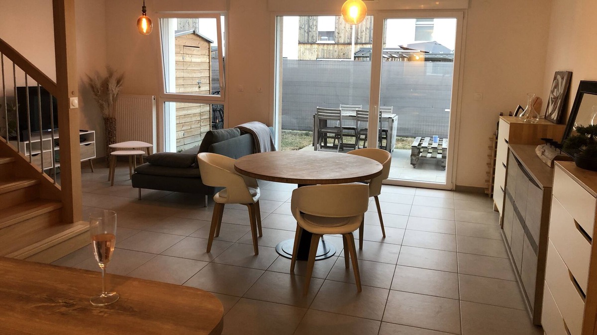 Lingolsheim House | Agréable Maison de Ville Avec Jardin à Proximité de Strasbourg