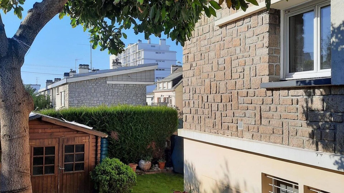 Lorient House | Agréable Maison de Ville, Située Quartier Carnel