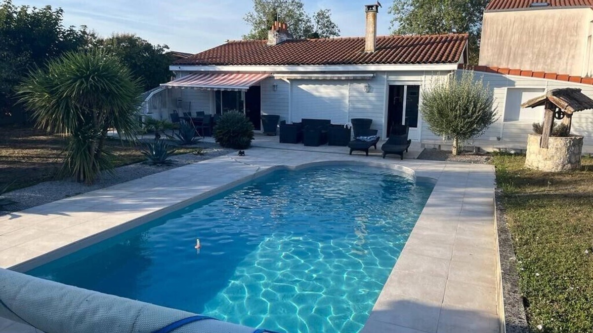 Bourgneuf House | Agréable Maison Familiale Avec Piscine à 15 min de la Rochelle