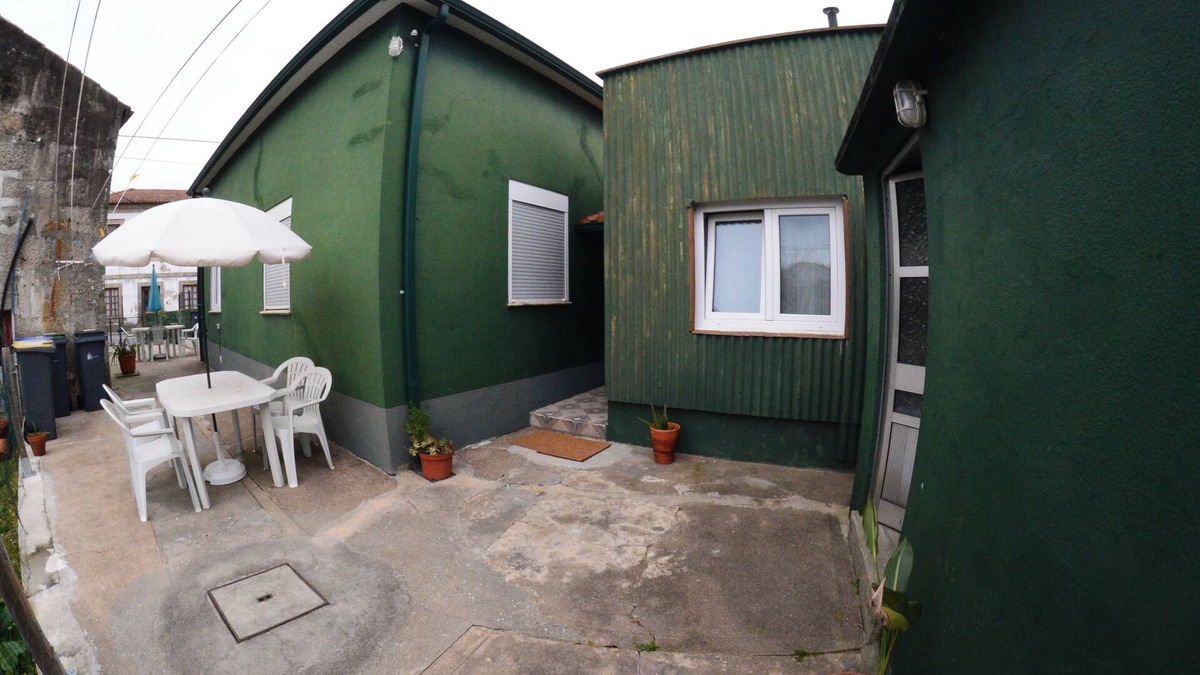 Maia House | Agra Pet House II