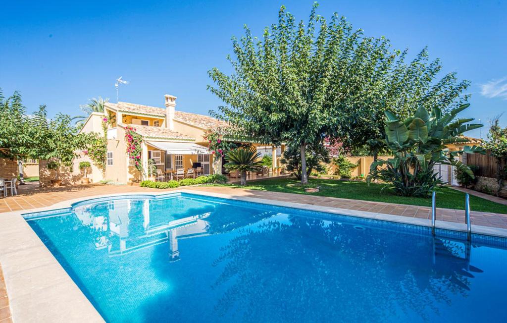Playa de Almarda Villa | Agradable Villa junto al mar con piscina