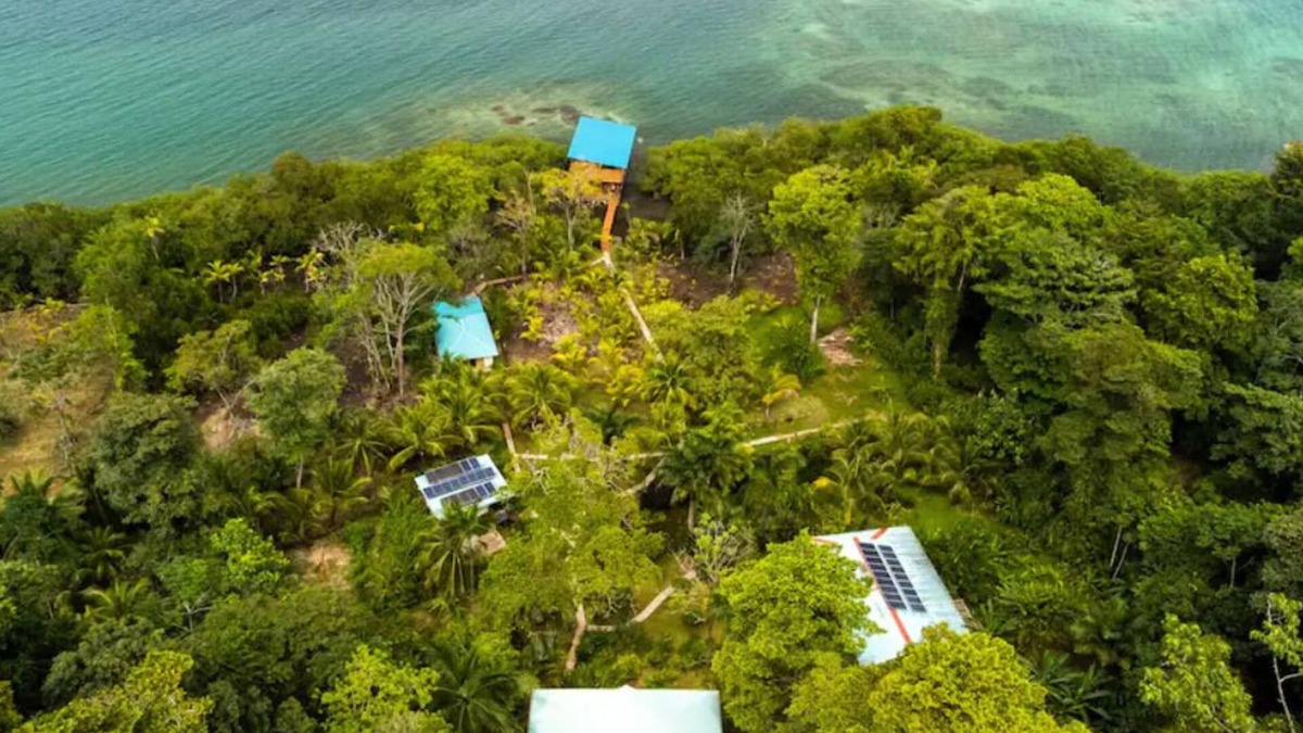Isla Solarte Apartment | Agradecer- A surf lovers dream