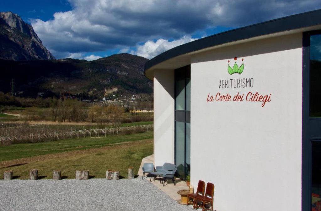 Vigolo Baselga House | Agritur La Corte dei Ciliegi