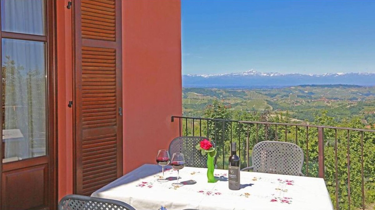 Albaretto della Torre Apartment | Agriturismo Al Brich Studio Apartment Margherita