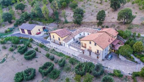 Guardia Perticara Bed & Breakfast | Agriturismo Masseria Pinto