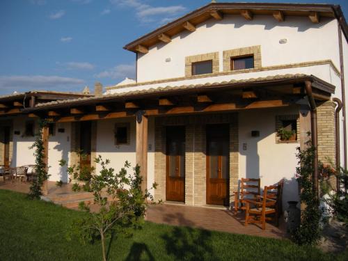 Troia House | Agriturismo Pirro