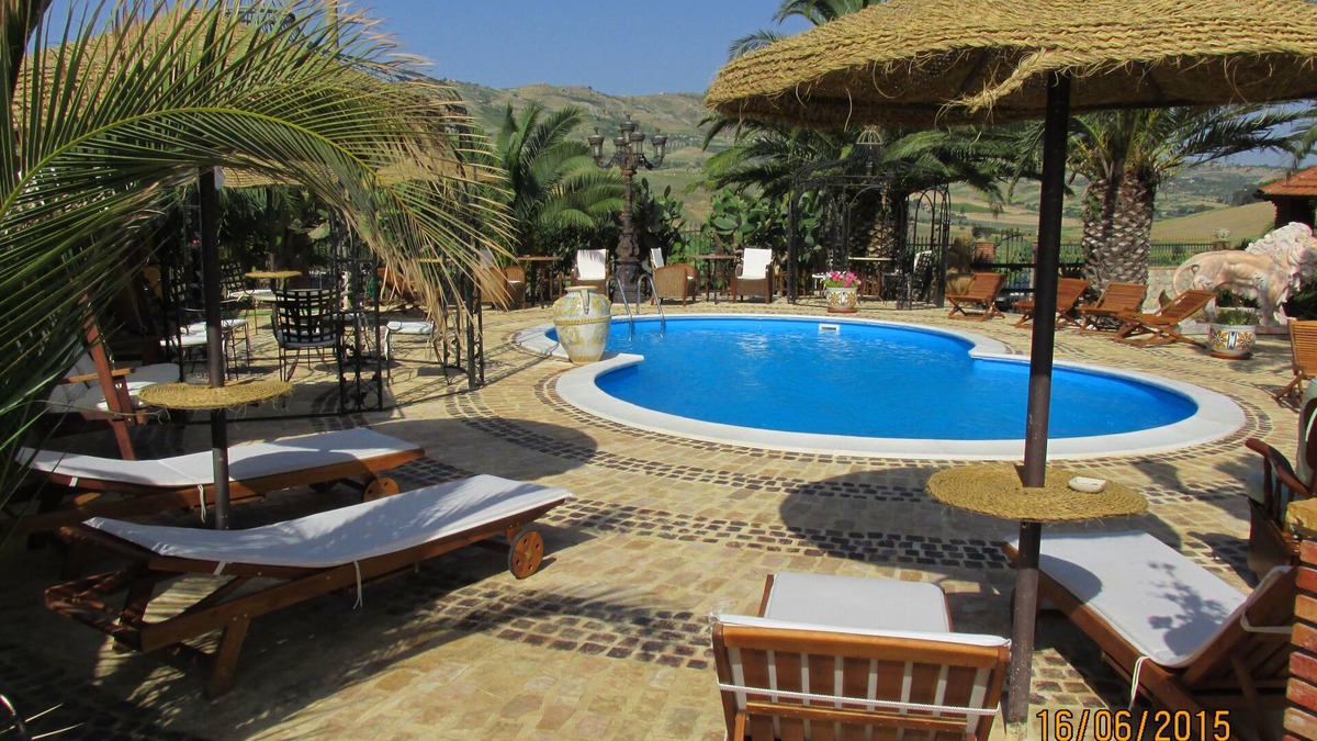 Agrigento Hotel | Agriturismo Reggia Saracena