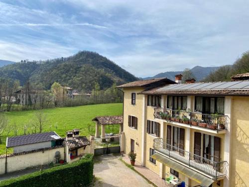 Sabbio Chiese Apartment | Agriturismo Rocca Dei Marchesi
