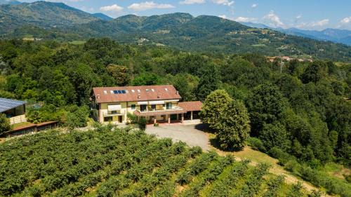 Bricherasio House | Agriturismo Turina