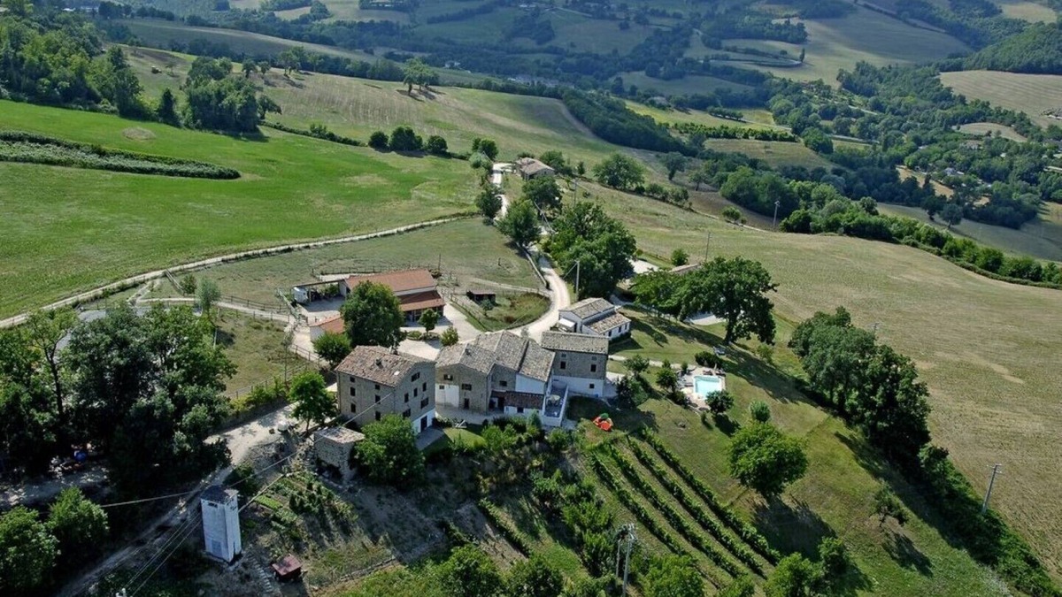 Pergola Apartment | Agriturismo Vecchia Quercia - Apartment "Bellisio" up to 5 people