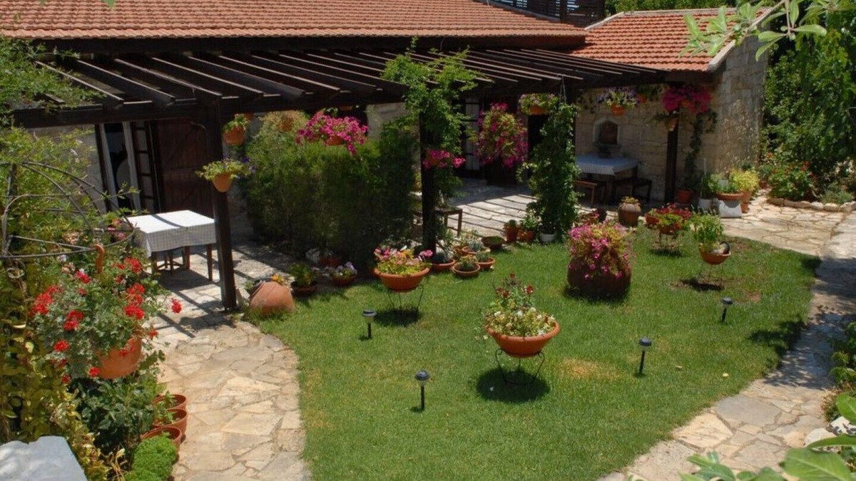 Kallepia House | "AGROTIKO" traditional house one bedroom house
